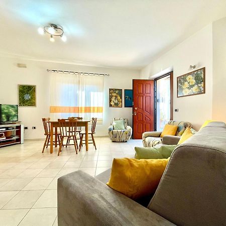 Le Corti Sarde Garden Apartman Bari Sardo Kültér fotó